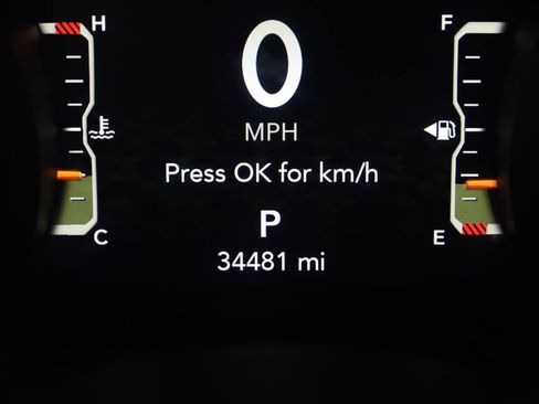 Used 2024 Jeep Wrangler Willys AWD/4WD image 35