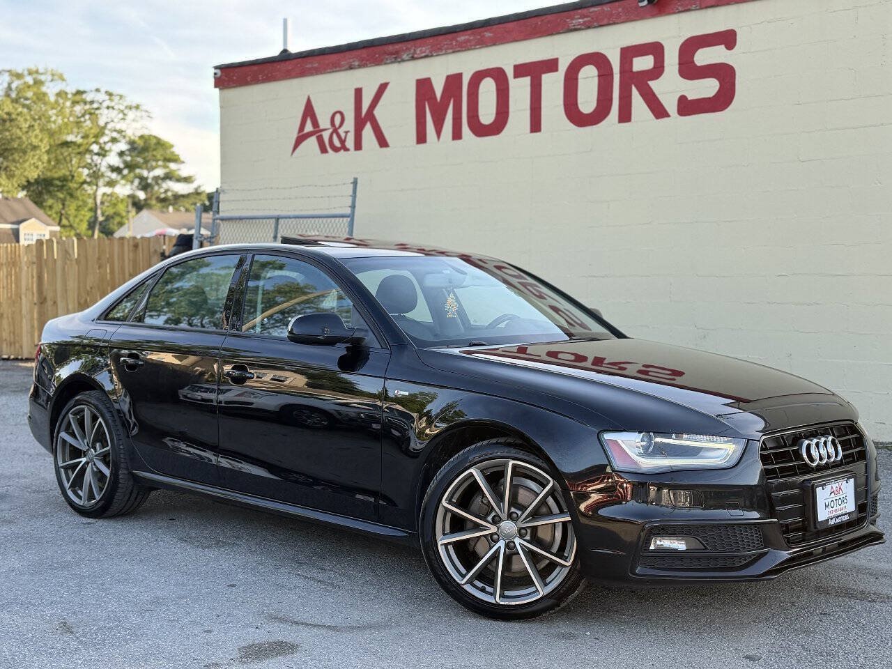 Used 2016 Audi A4 2.0T Premium FWD image 1