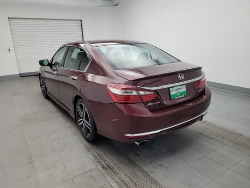 Used 2017 Honda Accord Sport image 5