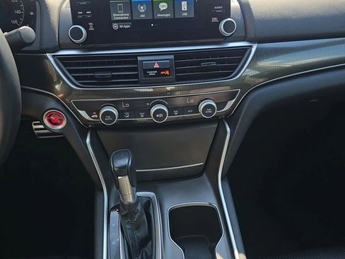 Used 2019 Honda Accord Sport image 11