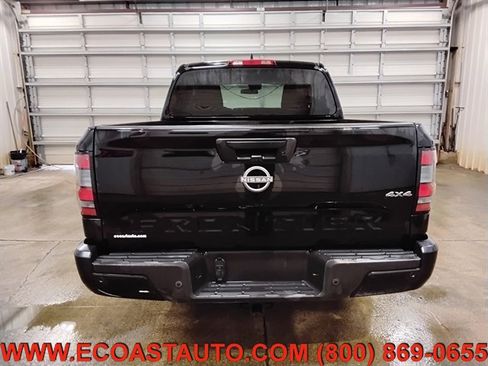 Used 2022 Nissan Frontier S w/ Technology Package image 8