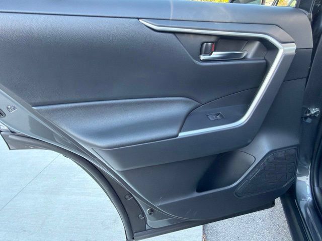 Used 2025 Toyota RAV4 XLE Premium w/ Weather Package AWD/4WD image 19
