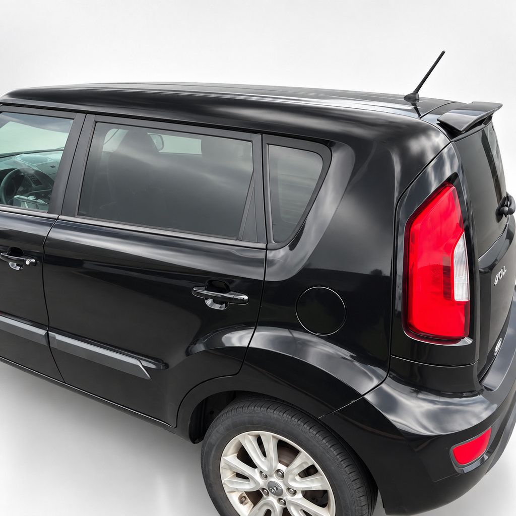 Used 2012 Kia Soul + FWD image 9