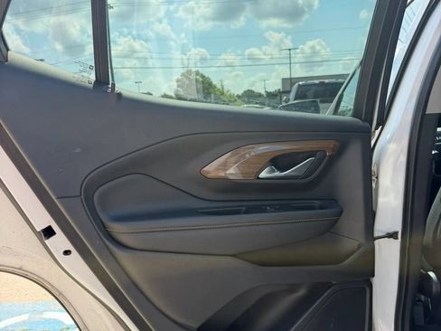 Used 2018 GMC Terrain SLE FWD image 9