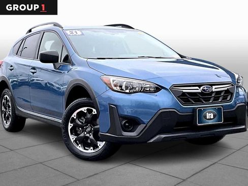 Used 2021 Subaru Crosstrek 2.0i image 3