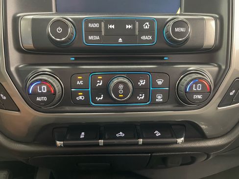 Used 2015 Chevrolet Silverado 1500 LTZ Z71 AWD/4WD image 6