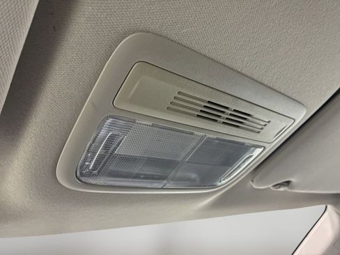 Used 2020 Honda HR-V LX image 34