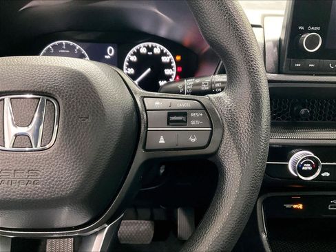 Used 2025 Honda CR-V LX image 23