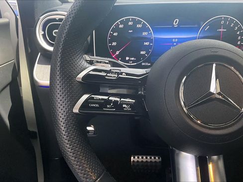 Certified 2025 Mercedes-Benz GLC 350e 4MATIC image 24
