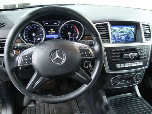 Used 2014 Mercedes-Benz ML 350 4MATIC image 19