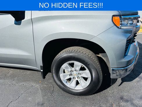 Used 2025 Chevrolet Silverado 1500 LT AWD/4WD image 2