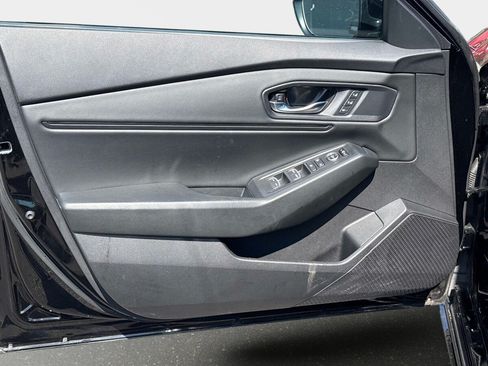 Used 2025 Honda Accord EX-L image 18