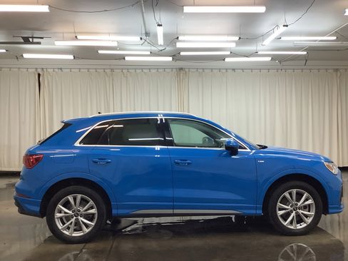 Used 2023 Audi Q3 2.0T Premium image 5
