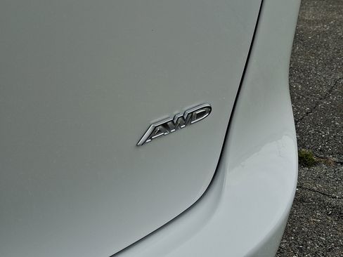 New 2026 Chrysler Pacifica Pinnacle image 7