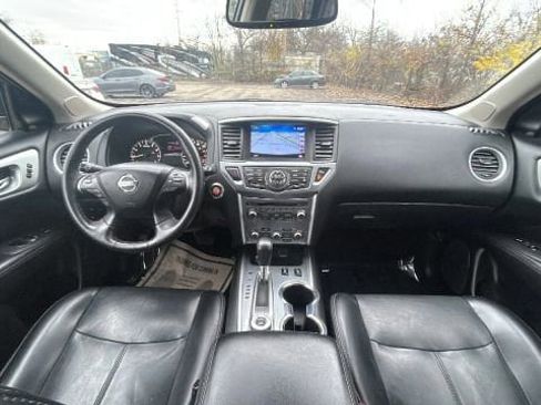 Used 2018 Nissan Pathfinder SL w/ SL Premium Package image 19