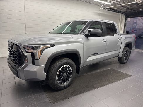 New 2026 Toyota Tundra SR5 image 4