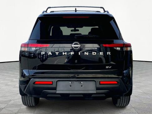Used 2022 Nissan Pathfinder SV image 6