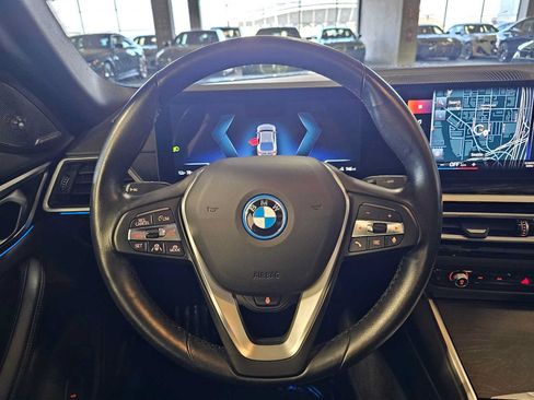 Used 2023 BMW i4 eDrive35 RWD image 11