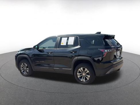 Used 2025 Chevrolet Equinox LT FWD image 10