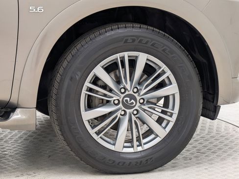 Used 2018 INFINITI QX80 2WD w/ Driver Assistance Package image 12