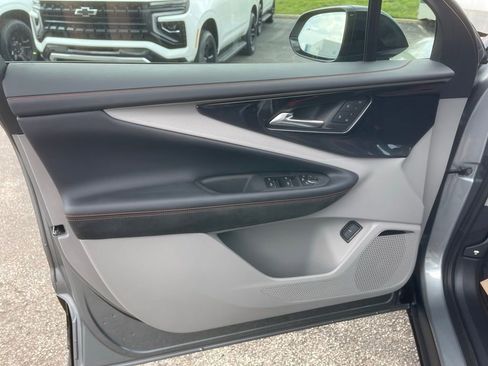 New 2026 Chevrolet Blazer EV SS AWD/4WD image 11