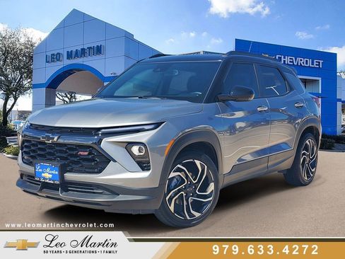 Used 2025 Chevrolet TrailBlazer RS w/ Convenience Package FWD image 1