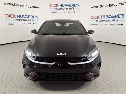 Used 2023 Kia Forte GT image 2