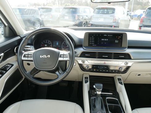 Used 2022 Kia Telluride S image 22