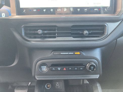 New 2025 Ford Bronco Sport Outer Banks w/ Sasquatch Outer Banks Package AWD/4WD image 25