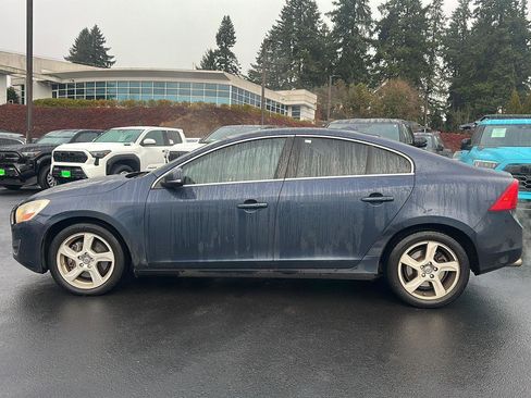 Used 2013 Volvo S60 T5 image 2