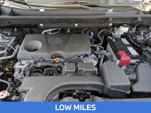 Used 2025 Toyota RAV4 XLE w/ Convenience Package image 12