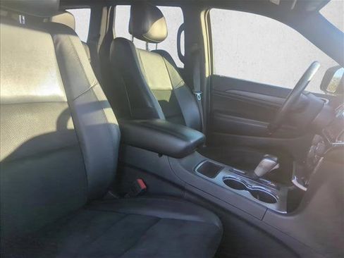 Used 2021 Jeep Grand Cherokee Laredo X image 25