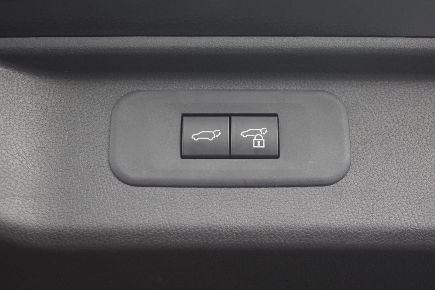 Used 2025 Toyota Grand Highlander AWD image 13
