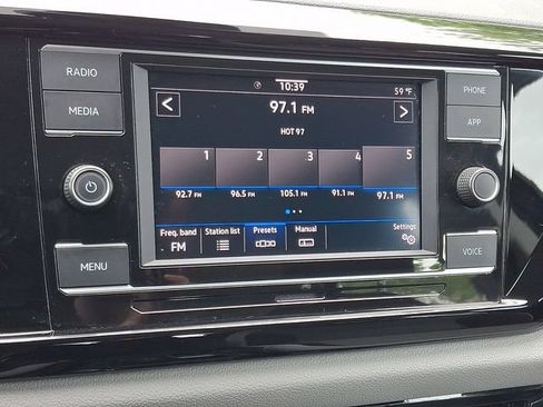 Certified 2024 Volkswagen Taos S FWD image 16