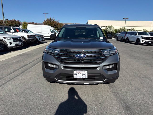 Certified 2023 Ford Explorer XLT w/ Equipment Group 202A RWD image 3