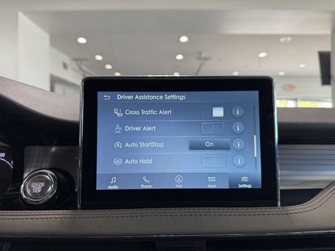 Used 2022 Lincoln Corsair AWD w/ Premium Package image 24