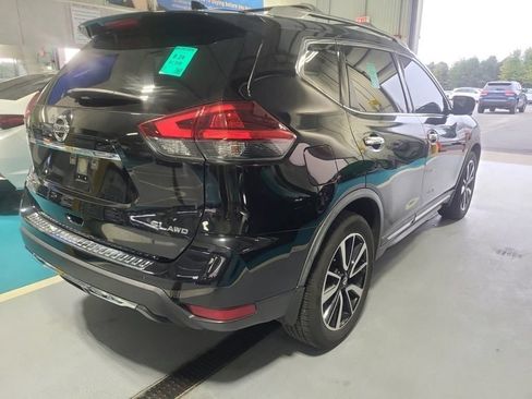 Used 2018 Nissan Rogue SL w/ Premium Package AWD/4WD image 5