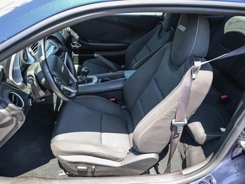 Used 2012 Chevrolet Camaro SS RWD image 9