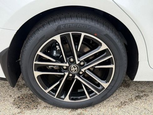 New 2026 Toyota Camry XLE AWD/4WD image 4