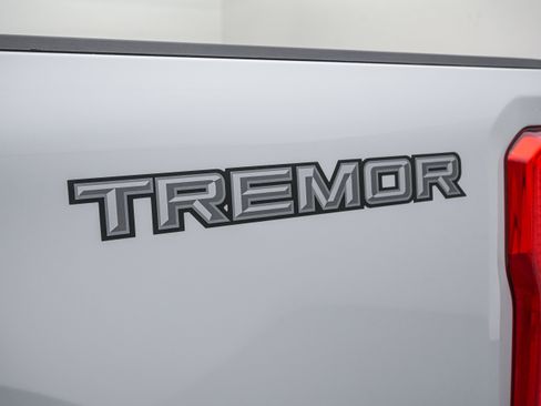 New 2026 Ford F250 XLT w/ Tremor Off-Road Package image 14