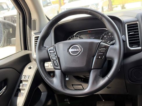 Used 2024 Nissan Frontier SL w/ Technology Package RWD image 25