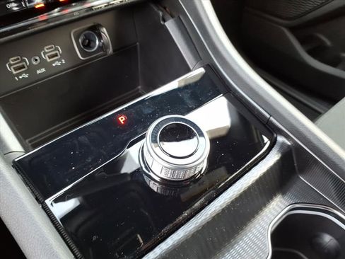 New 2026 Jeep Grand Cherokee Laredo image 17