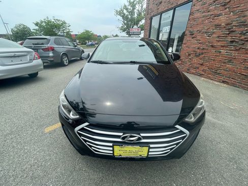 Used 2018 Hyundai Elantra SEL FWD image 9