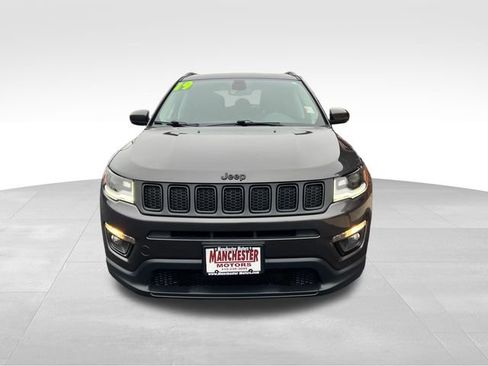 Used 2019 Jeep Compass Altitude image 2
