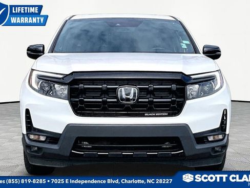 Certified 2024 Honda Ridgeline Black Edition image 2