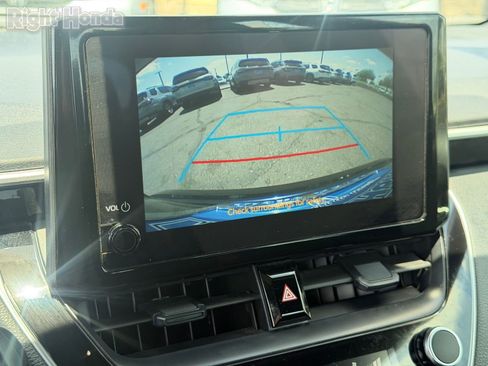 Used 2025 Toyota Corolla SE FWD image 27