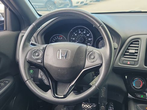 Used 2022 Honda HR-V Sport image 19