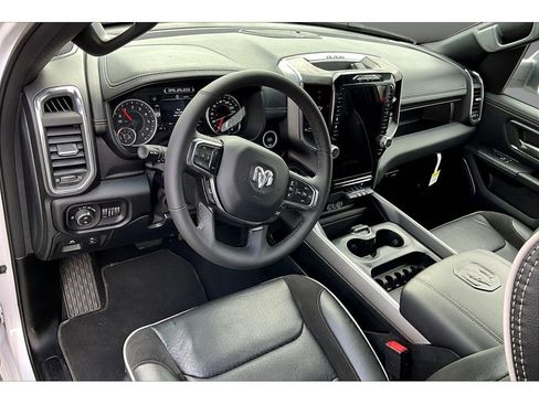 Certified 2026 RAM 1500 Laramie AWD/4WD image 17