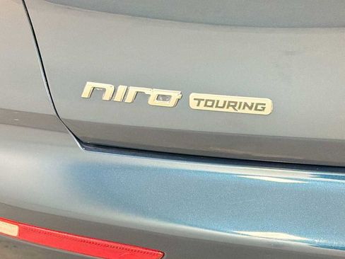 Used 2019 Kia Niro Touring FWD image 29