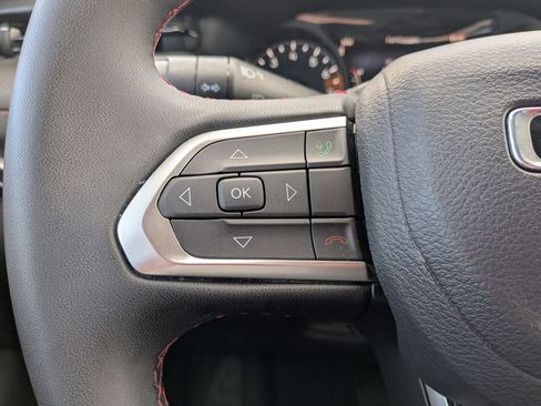 Used 2024 Jeep Compass Trailhawk AWD/4WD image 21